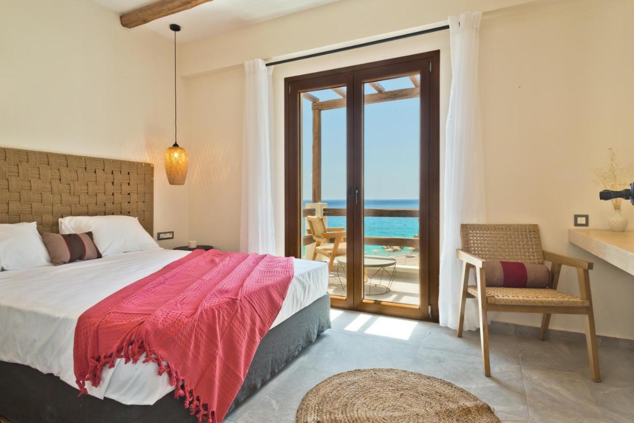 Ypsilos Beach Suites Adults Only Kyra Panagia Екстериор снимка