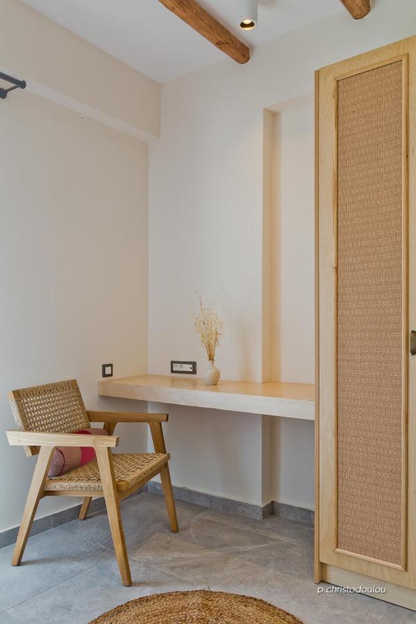 Ypsilos Beach Suites Adults Only Kyra Panagia Екстериор снимка